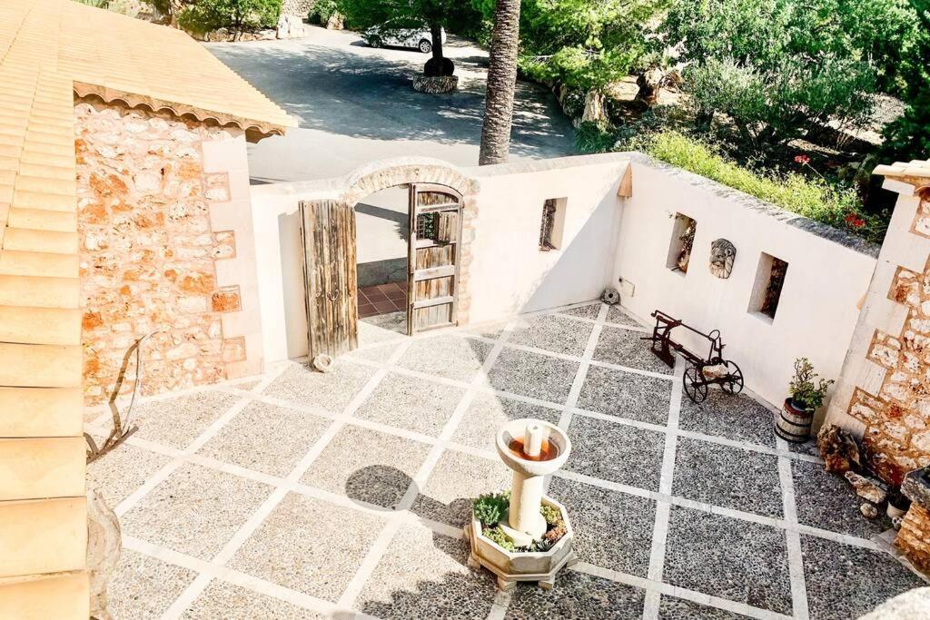 Es Castell De Ca N'Alou De Ses Cases Noves S'Horta Exteriér fotografie